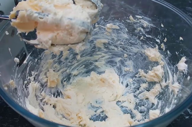 Whipped butter and cream cheese