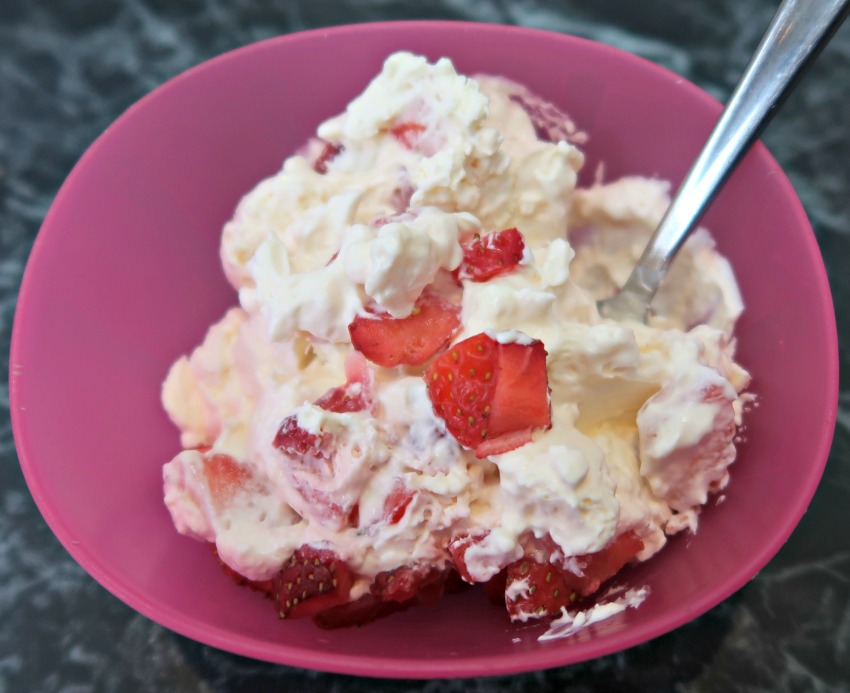 Low Carb Strawberry Cheesecake Mousse Snack