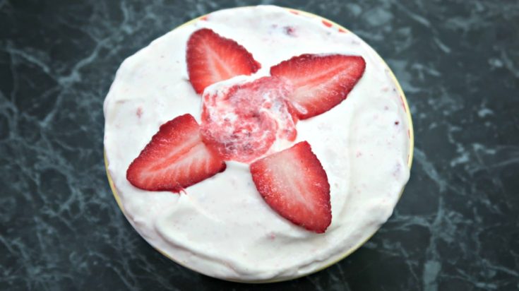 Low Carb Strawberry Fool Recipe - Easy Keto Desserts