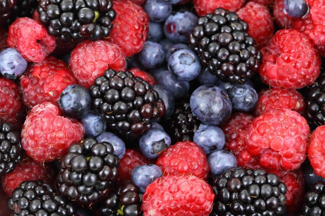 Choice of low carb frozen berries