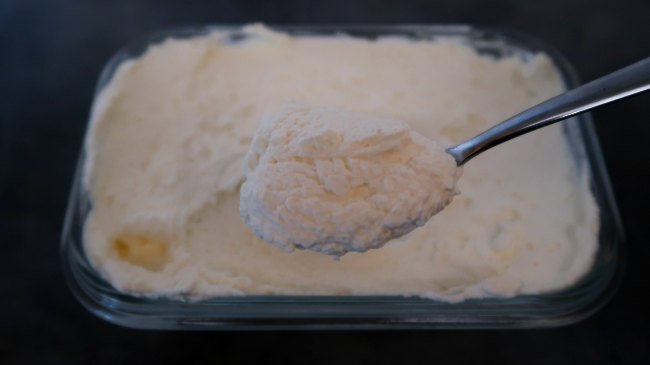 How to make low carb sugar free whipped cream