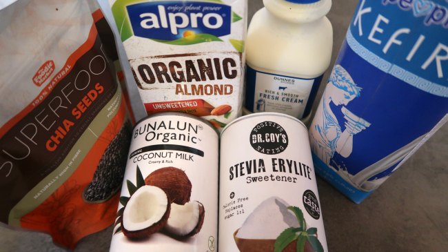 Keto chia pudding ingredients