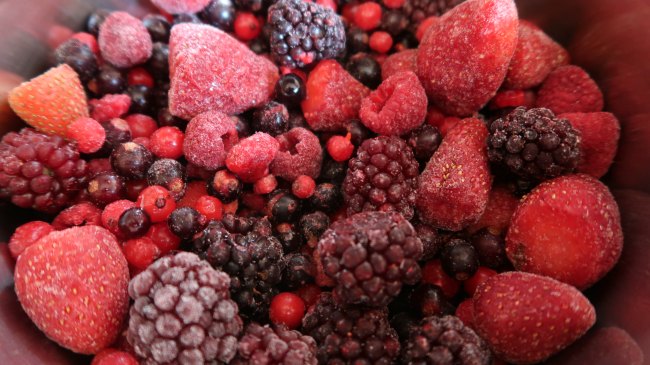 Frozen berries for High Protein Low Carb Breakfast Recipes