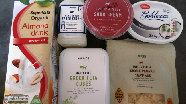 Creamy keto vegetable soup toppings ingredients