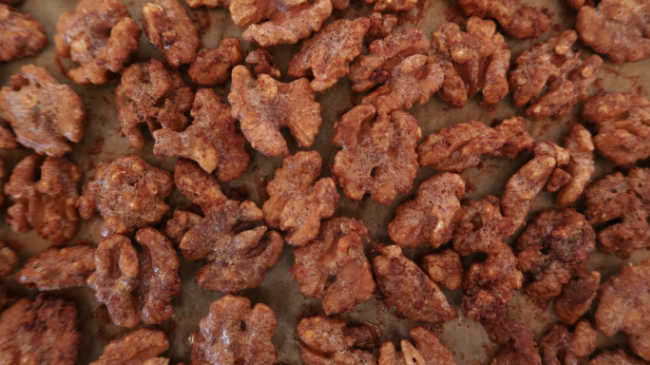 How to make easy low carb sugar free keto glazed nuts