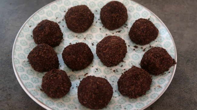 How to make low carb keto chocolate truffles