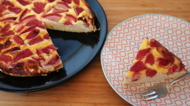 Strawberry Ricotta Cake Recipe - Easy Baked Crustless Cheesecake Dessert with only 3 to 4 Ingredients