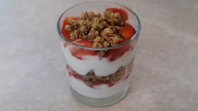 Strawberry Parfait Recipe - How to make an easy healthy no bake 3 ingredient dessert