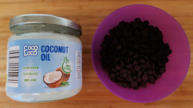 2 Ingredients for homemade chocolate shell topping