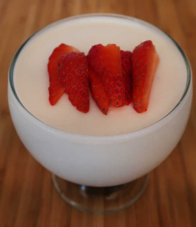 How to make panna cotta dessert with ricotta cheese