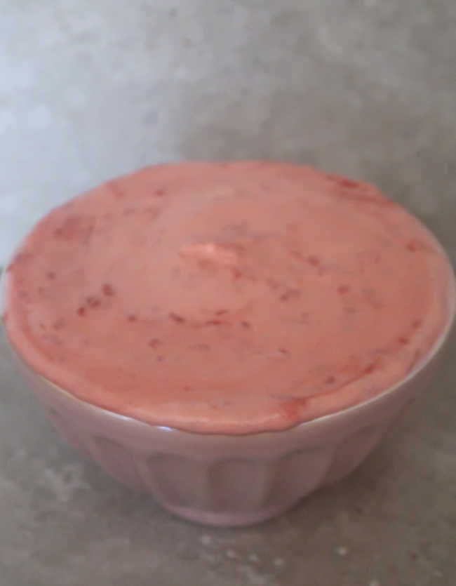 How to make an easy raspberry mousse with 3 ingredients and without gelatin