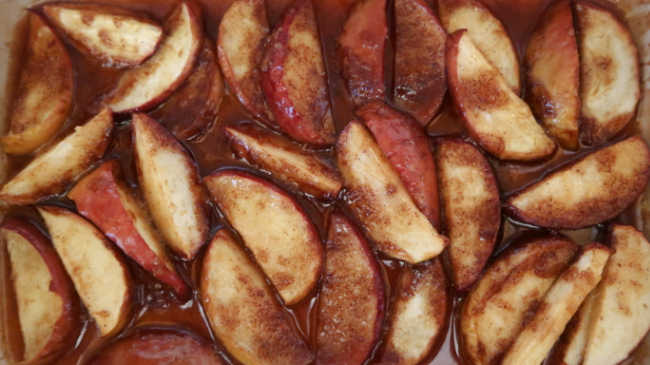 Baked Apple Slices Recipe - Easy 4 Ingredient Cinnamon Sugar Dessert