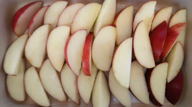 Sliced apples for Baked Apple Slices Recipe