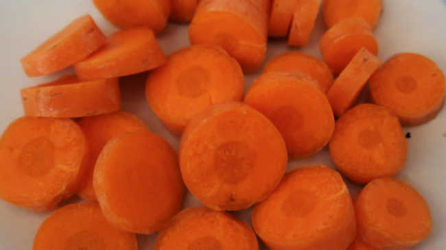 Gehackte Karotten