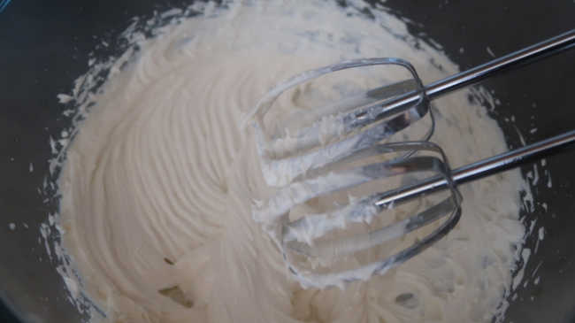 Mixing ingredients together with an electric hand mixer