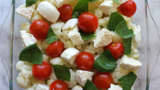 Caprese Mediterranean Salad