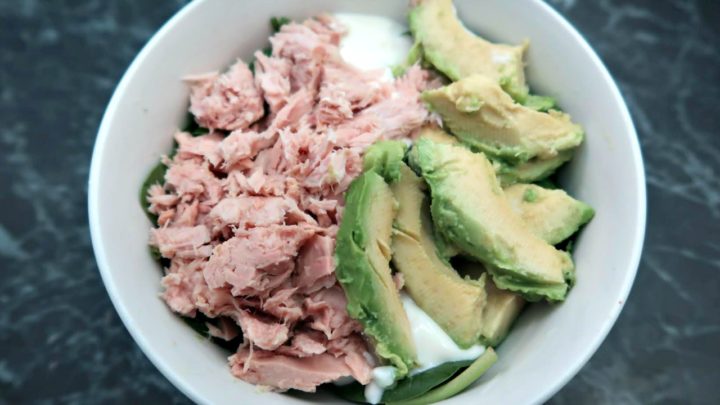 Mediterranean Low Carb Recipes - Tuna Salad Lunch Bowl