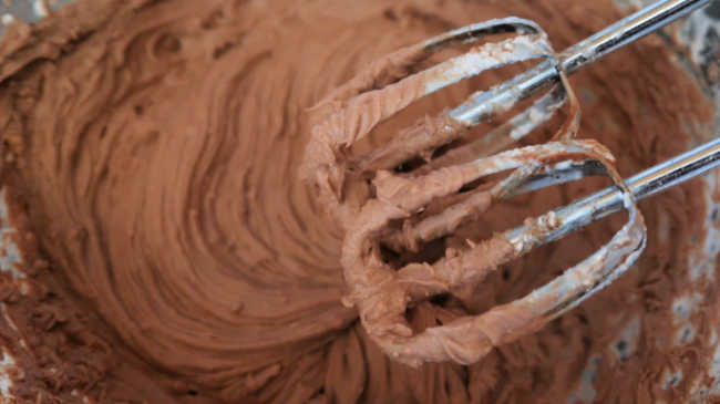 How to make vegan keto dessert - 3 ingredient chocolate mousse