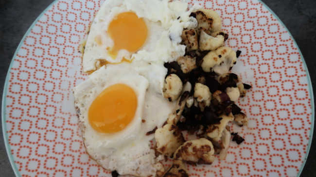 Keto cauliflower recipes - breakfast fry up