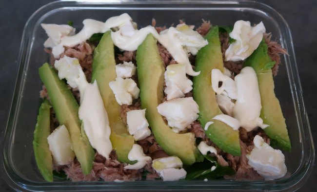 Tuna and avocado low carb high protein lunch salad