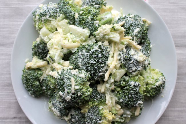 Cheesy broccoli salad - low carb high protein vegetarian meals