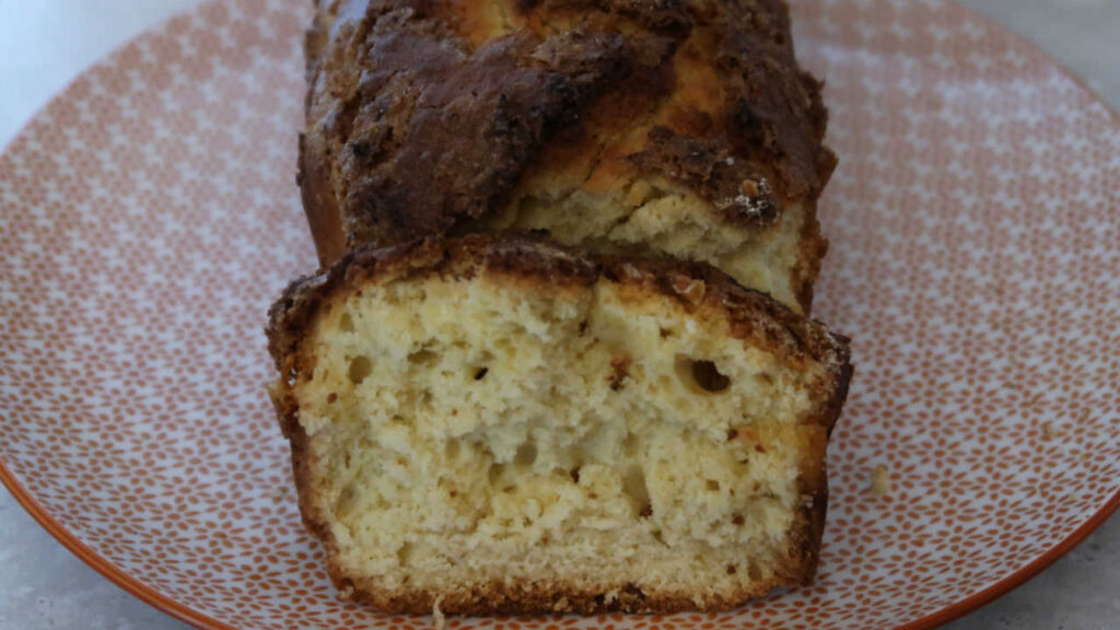 Orange Loaf Cake Recipe - how to make an easy and moist homemade cake with only 5 ingredients