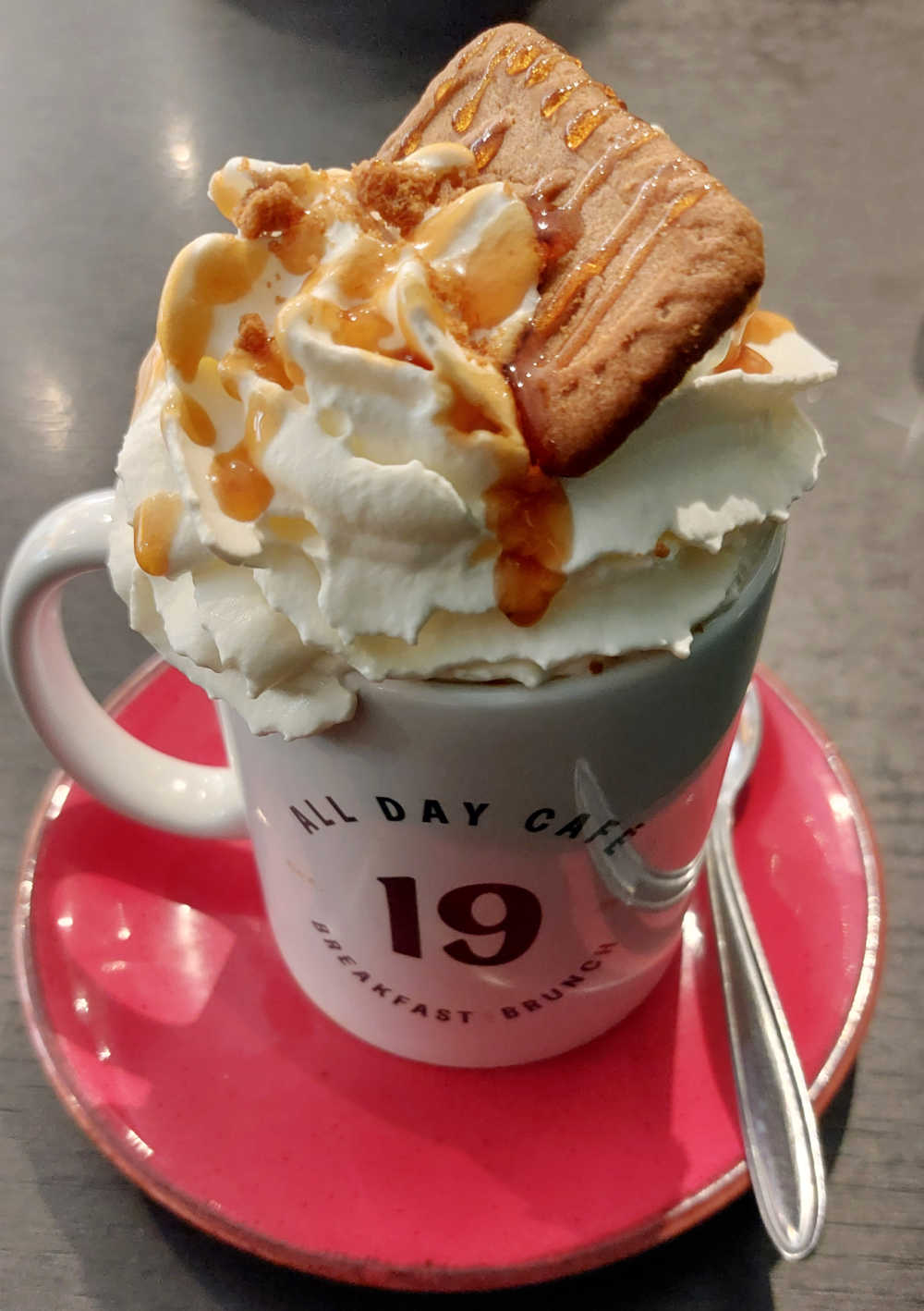 Cafe 19 Biscoff Hot chocolate