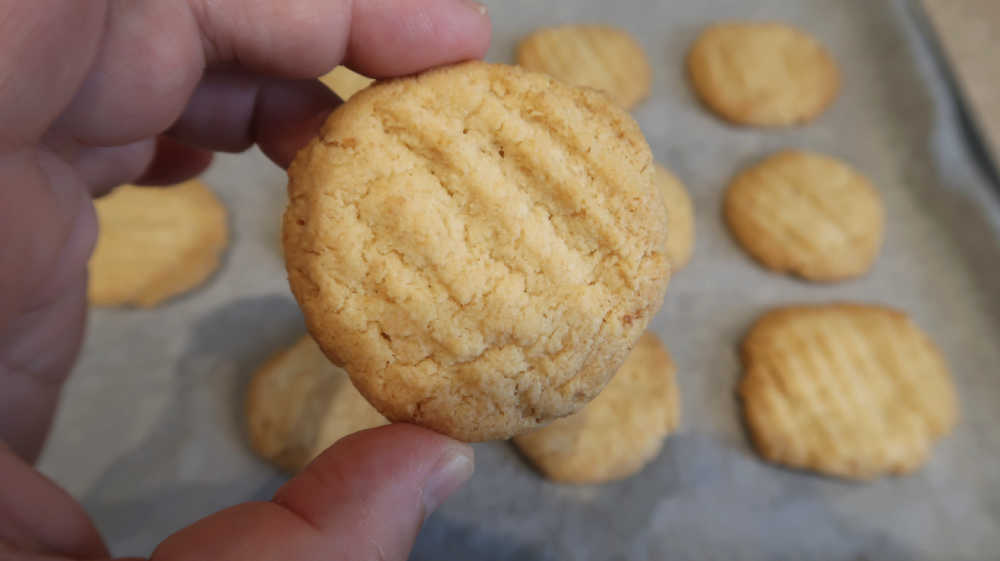 The simple ingredients for the easy homemade shortbread recipe