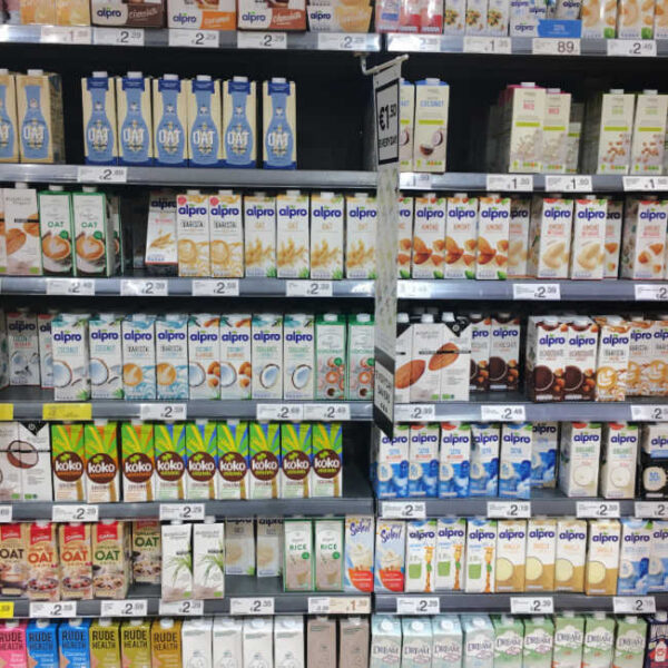 10 Emergency Foods to Keep at Home - UHT Milks